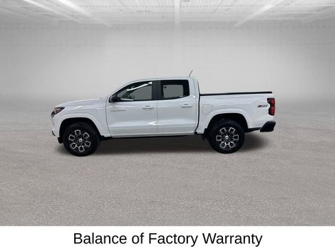 Used 2025 Chevrolet Colorado Z71 AWD/4WD image 8