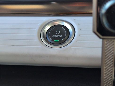 Certified 2025 GMC Hummer EV 2X image 13