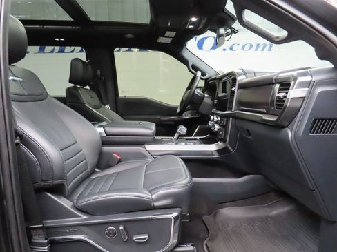 Used 2024 Ford F150 Platinum w/ FX4 Off-Road Package image 34