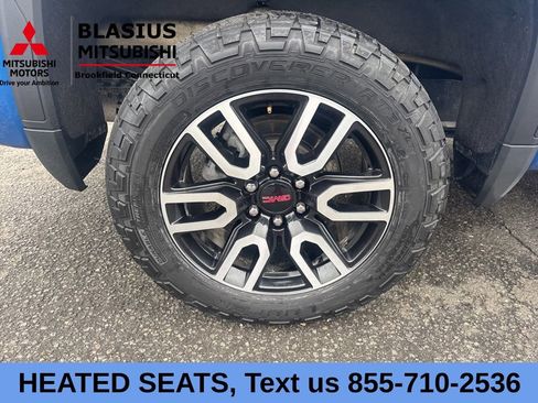 Used 2024 GMC Sierra 1500 AT4 w/ AT4 Premium Package AWD/4WD image 7
