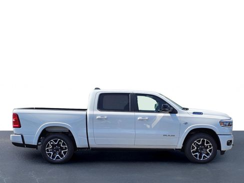 New 2026 RAM 1500 Laramie AWD/4WD image 8