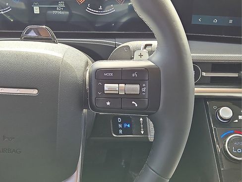 Used 2025 Hyundai Santa Fe XRT image 18