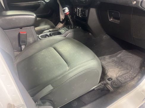 Used 2020 Jeep Gladiator Sport w/ Quick Order Package 23S image 24