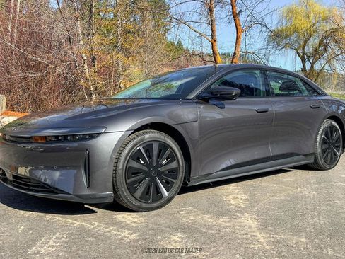 Used 2025 Lucid Air Grand Touring image 14