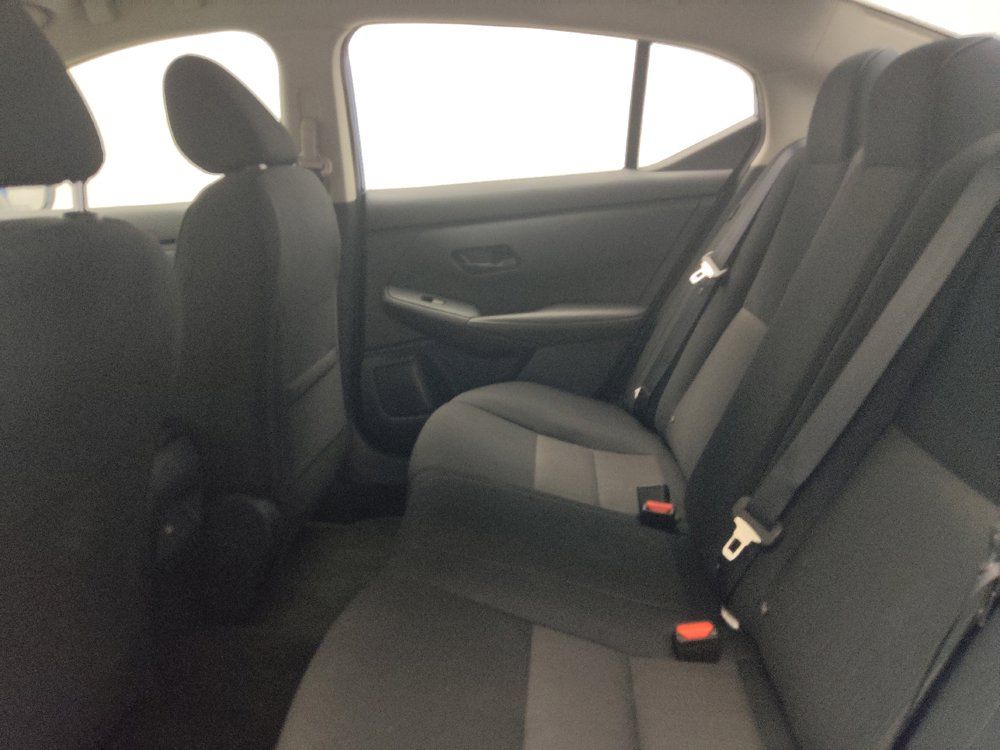 Used 2025 Nissan Sentra SV FWD image 18