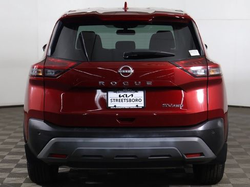 Used 2023 Nissan Rogue SV AWD/4WD image 10