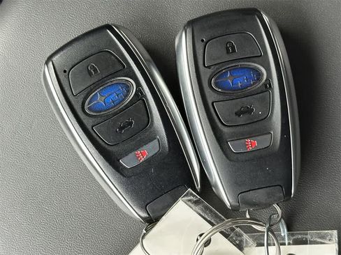 Certified 2025 Subaru Crosstrek 2.5i Premium image 21