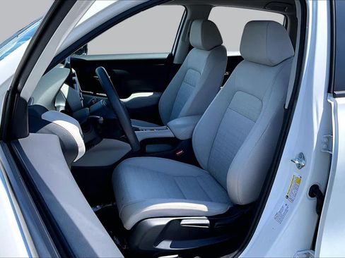 Certified 2023 Honda HR-V LX image 8