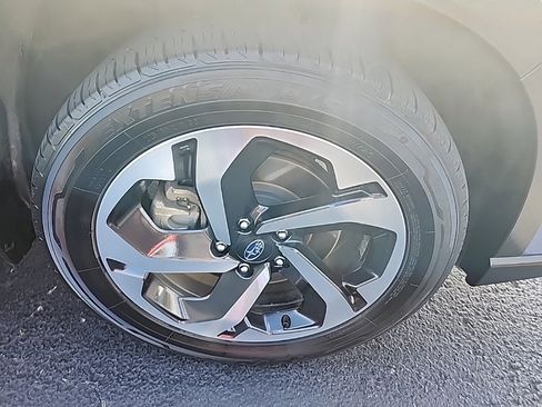 Used 2022 Subaru Forester Touring image 10