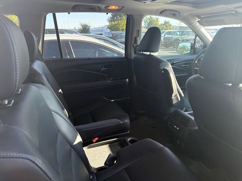 Used 2019 Honda Pilot Elite image 5