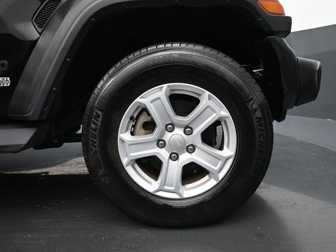 Used 2021 Jeep Wrangler Unlimited Sport image 10