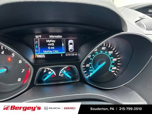Used 2016 Ford Escape SE AWD/4WD image 3
