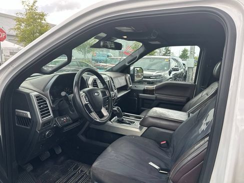 Used 2016 Ford F150 Platinum w/ Equipment Group 701A Luxury AWD/4WD image 13