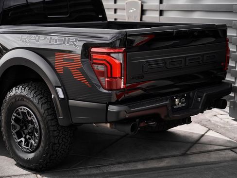 Used 2024 Ford F150 Raptor w/ Equipment Group 803A Raptor R AWD/4WD image 15