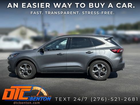 Used 2025 Ford Escape ST-Line FWD image 6