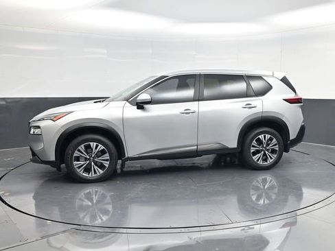 Used 2023 Nissan Rogue SV FWD image 6