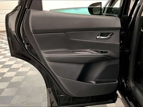 New 2026 Nissan Murano SV AWD/4WD image 32