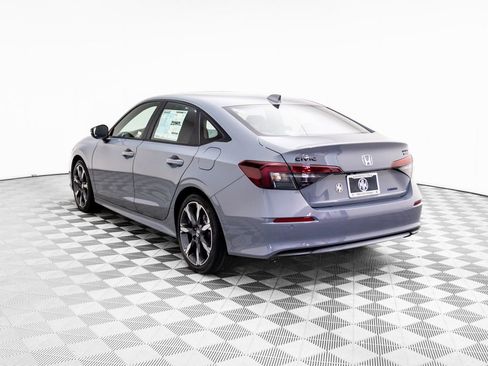 Used 2026 Honda Civic Sport Touring image 4