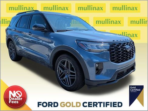 Used 2026 Ford Explorer ST-Line w/ ST-Line Street Pack RWD image 1