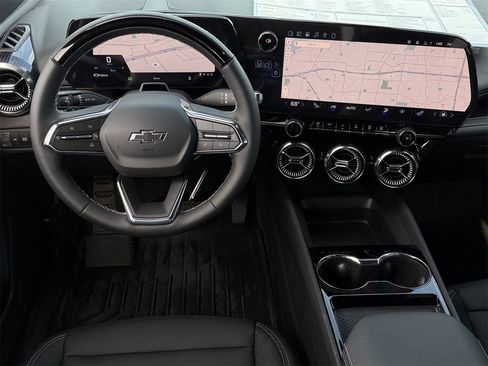 New 2026 Chevrolet Blazer EV LT w/ Super Cruise Package image 11