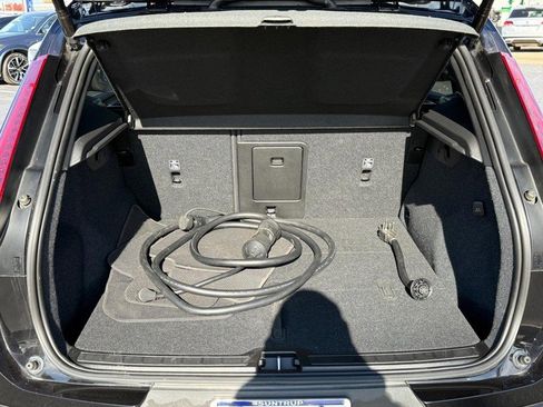 Certified 2023 Volvo XC40 Recharge Plus w/ Protection Package Premier image 5