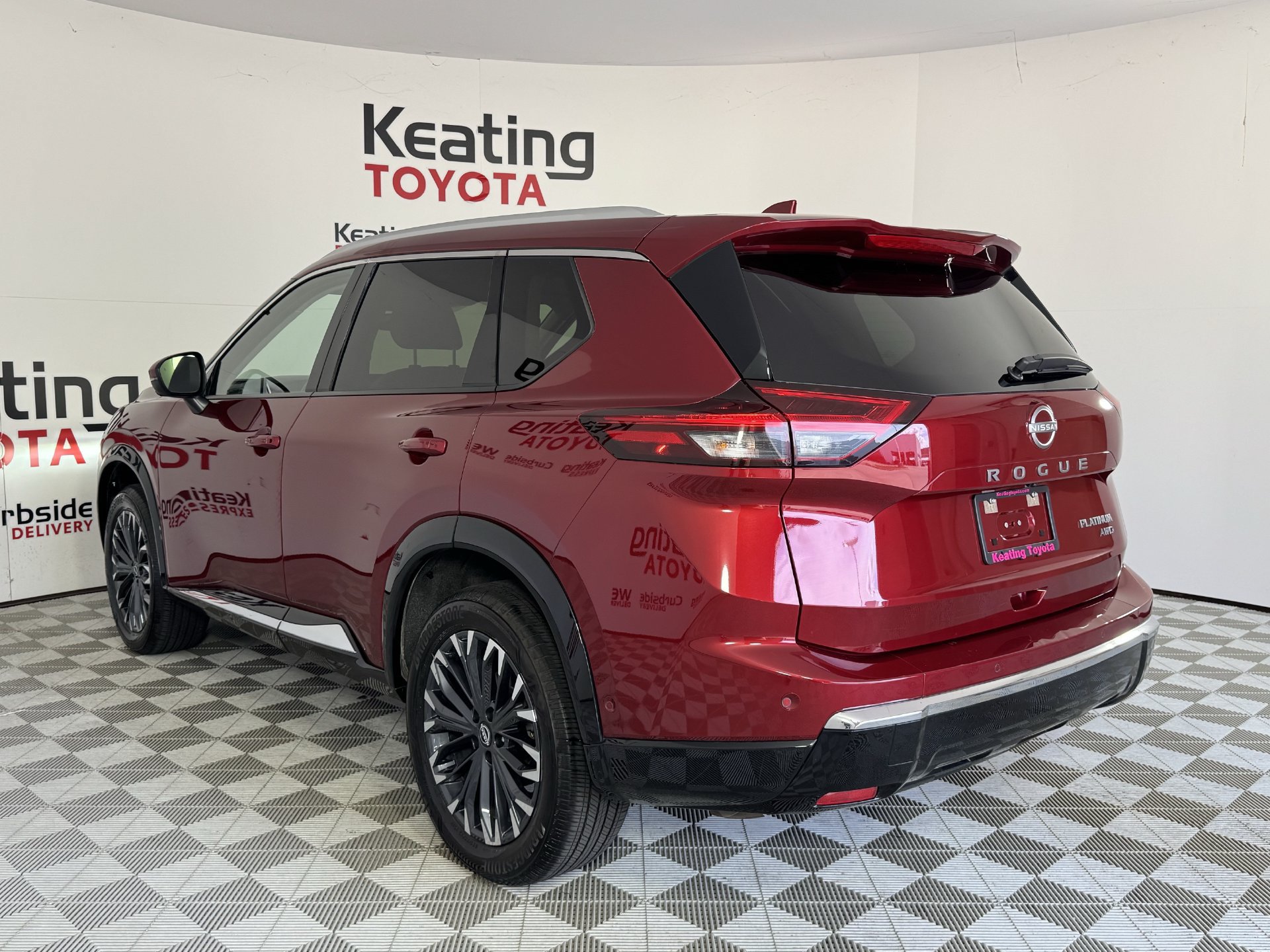 Used 2026 Nissan Rogue Platinum w/ Platinum Premium Package AWD/4WD image 7