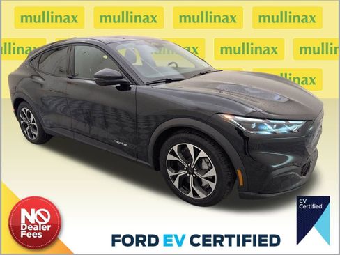 Used 2025 Ford Mustang Mach-E Select w/ Comfort Package Lite image 1