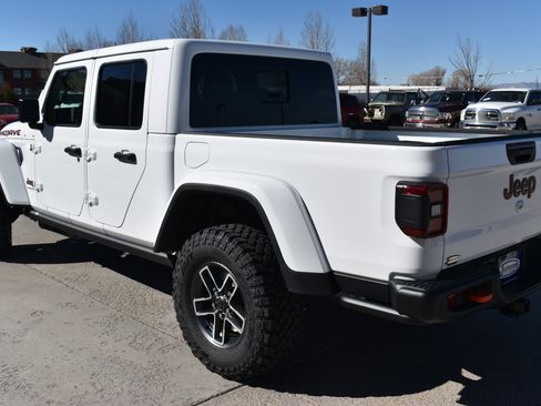 New 2026 Jeep Gladiator Mojave image 9