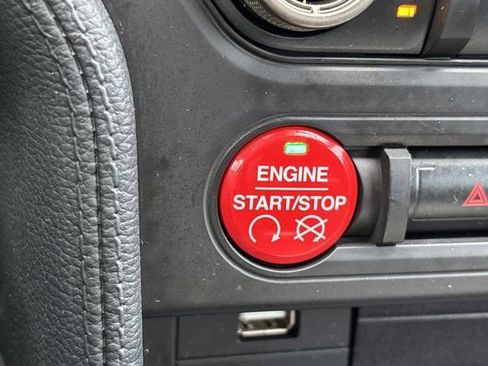 Used 2018 Ford Mustang Shelby GT350 image 26