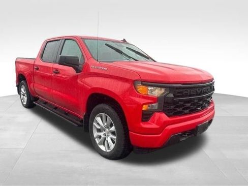 Used 2023 Chevrolet Silverado 1500 Custom image 8