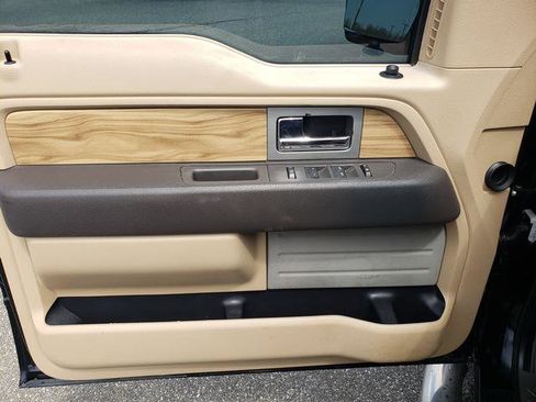Used 2011 Ford F150 Lariat RWD image 11