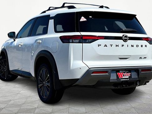 New 2026 Nissan Pathfinder SL AWD/4WD image 4