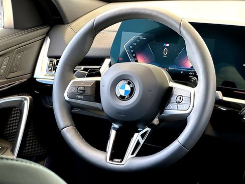 New 2026 BMW X2 xDrive28i w/ M Sport Package AWD/4WD image 21