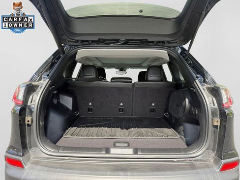 Used 2021 Jeep Cherokee Limited w/ Mopar Interior Package AWD/4WD image 18