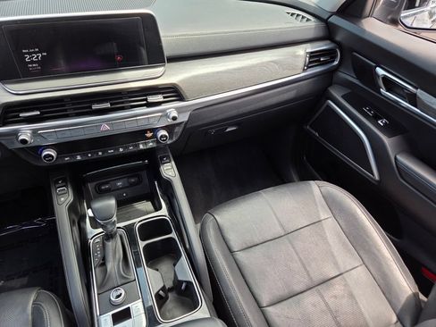 Used 2021 Kia Telluride EX w/ EX Premium Package FWD image 14