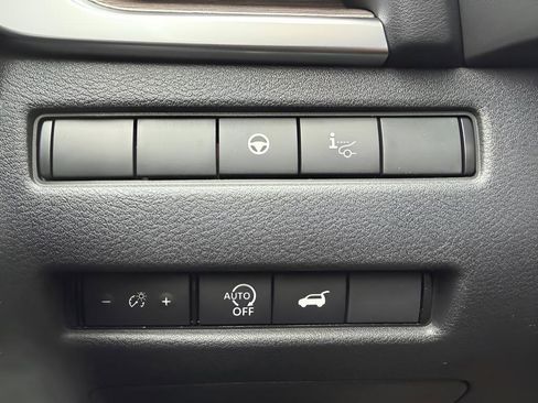 New 2026 Nissan Rogue Platinum image 20