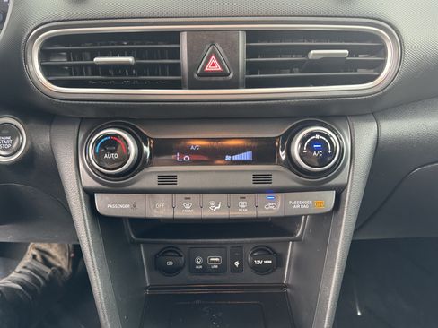 Used 2020 Hyundai Kona Limited AWD/4WD image 27