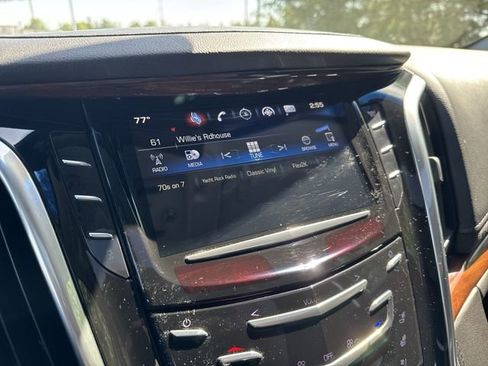 Used 2018 Cadillac Escalade ESV Premium Luxury AWD/4WD image 20