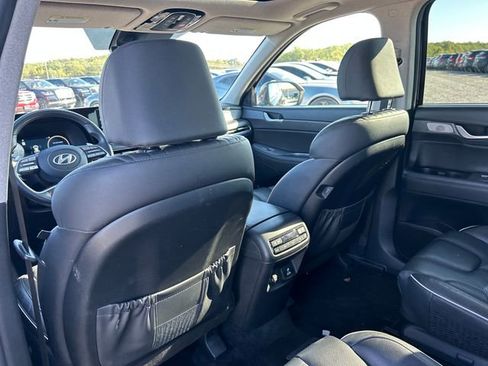 Used 2024 Hyundai Palisade Limited image 38