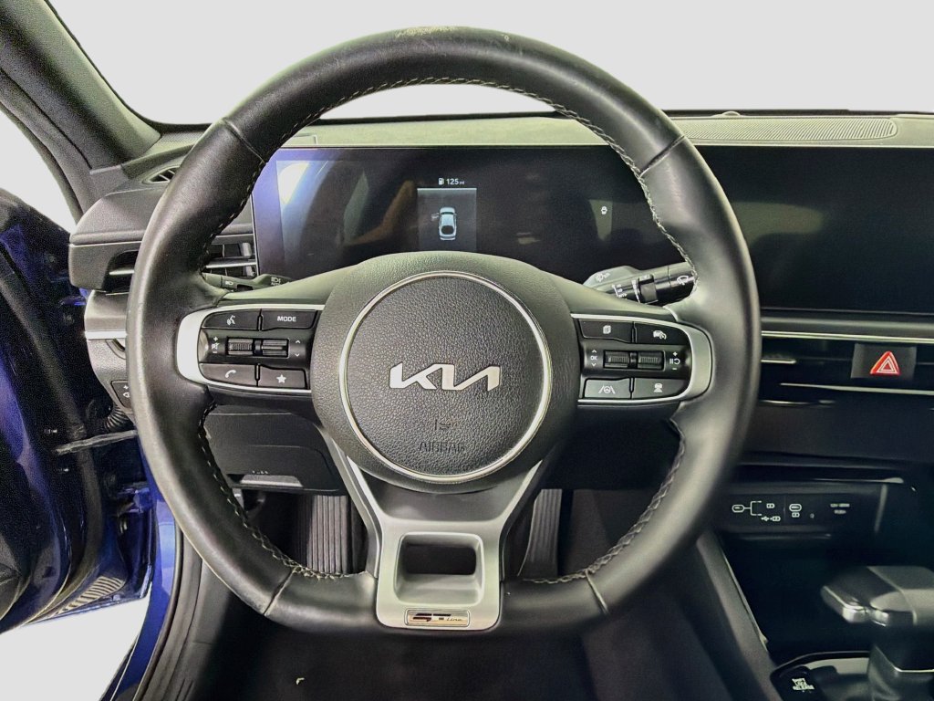 Used 2025 Kia K5 GT-Line w/ GT-Line Premium Package FWD image 15