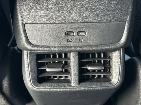 New 2026 Chevrolet Equinox LT w/ Safety and Technology Package image 9