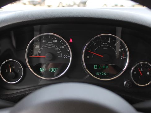 Used 2012 Jeep Wrangler Rubicon w/ PWR Convenience Group AWD/4WD image 13