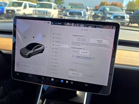 Used 2018 Tesla Model 3 Long Range image 35