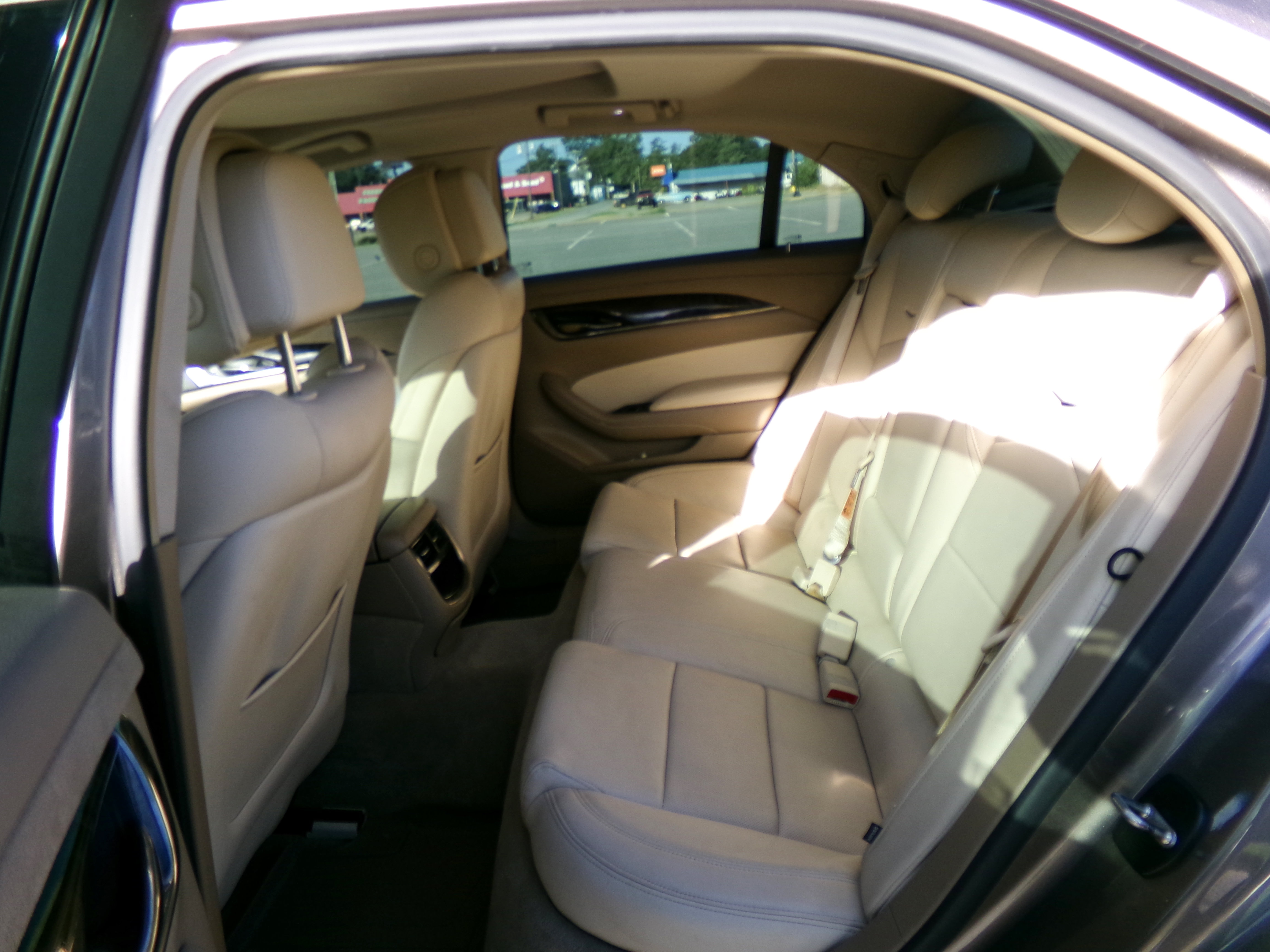 Used 2014 Cadillac CTS Luxury RWD image 12