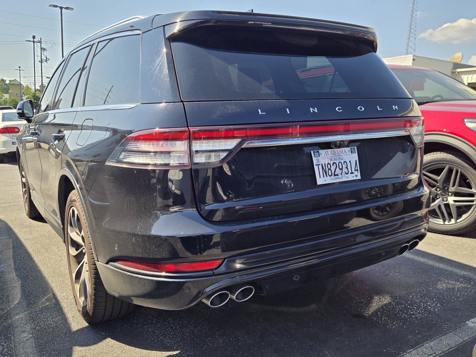 Used 2022 Lincoln Aviator Grand Touring w/ Elements Package Plus AWD/4WD image 6