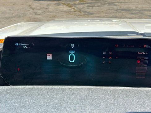 Used 2025 Ford Expedition Max Active AWD/4WD image 22