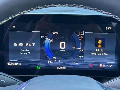 Used 2026 Chevrolet Equinox EV LT image 36