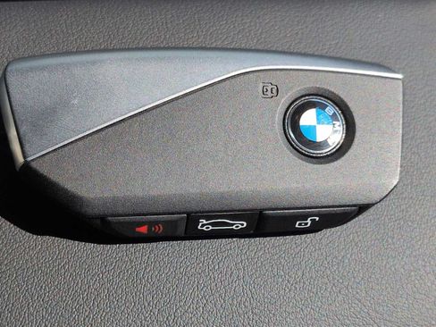 Used 2026 BMW X5 xDrive50e w/ M Sport Package AWD/4WD image 39