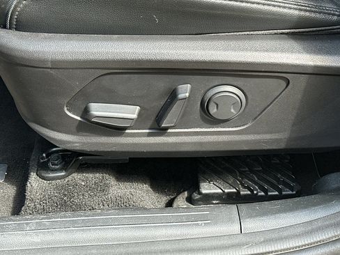 Used 2023 Hyundai Tucson Limited AWD/4WD image 30