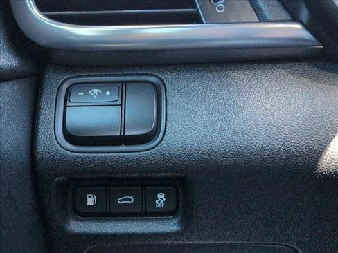 Used 2017 Kia Optima SX FWD image 17